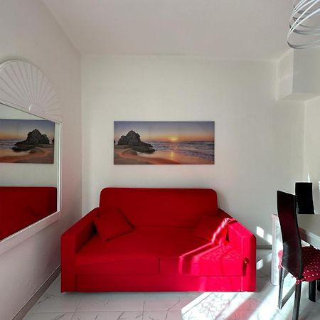 Wh - Dolce Vita - Bilocale - 5 Minuti Dal Centro - Parcheggio Gratuito - Wifi Sanremo Exterior photo
